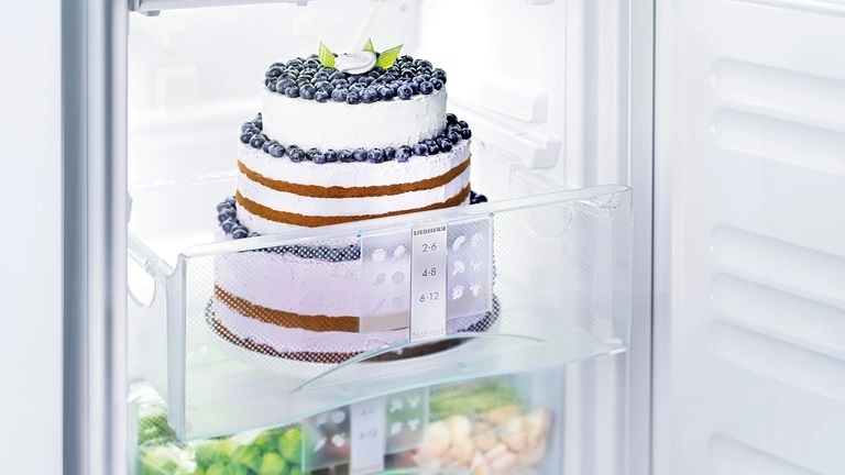 Холодильник Liebherr CUele 2331-26 001 Холодильник Liebherr CUele 2331-26 001