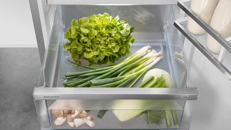 Холодильник Liebherr CBNsfc 572i-22 001 Холодильник Liebherr CBNsfc 572i-22 001