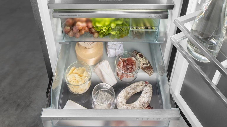 Холодильник Liebherr CBNbdc 573i-22 001 Холодильник Liebherr CBNbdc 573i-22 001