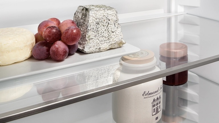 Встраиваемый холодильник Liebherr ICNSd 5603-20 001 Встраиваемый холодильник Liebherr ICNSd 5603-20 001