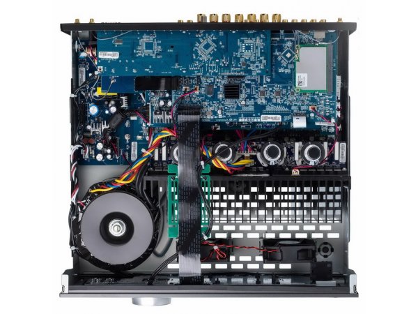 AV ресивер Arcam AVR30, превью предыдущего фото