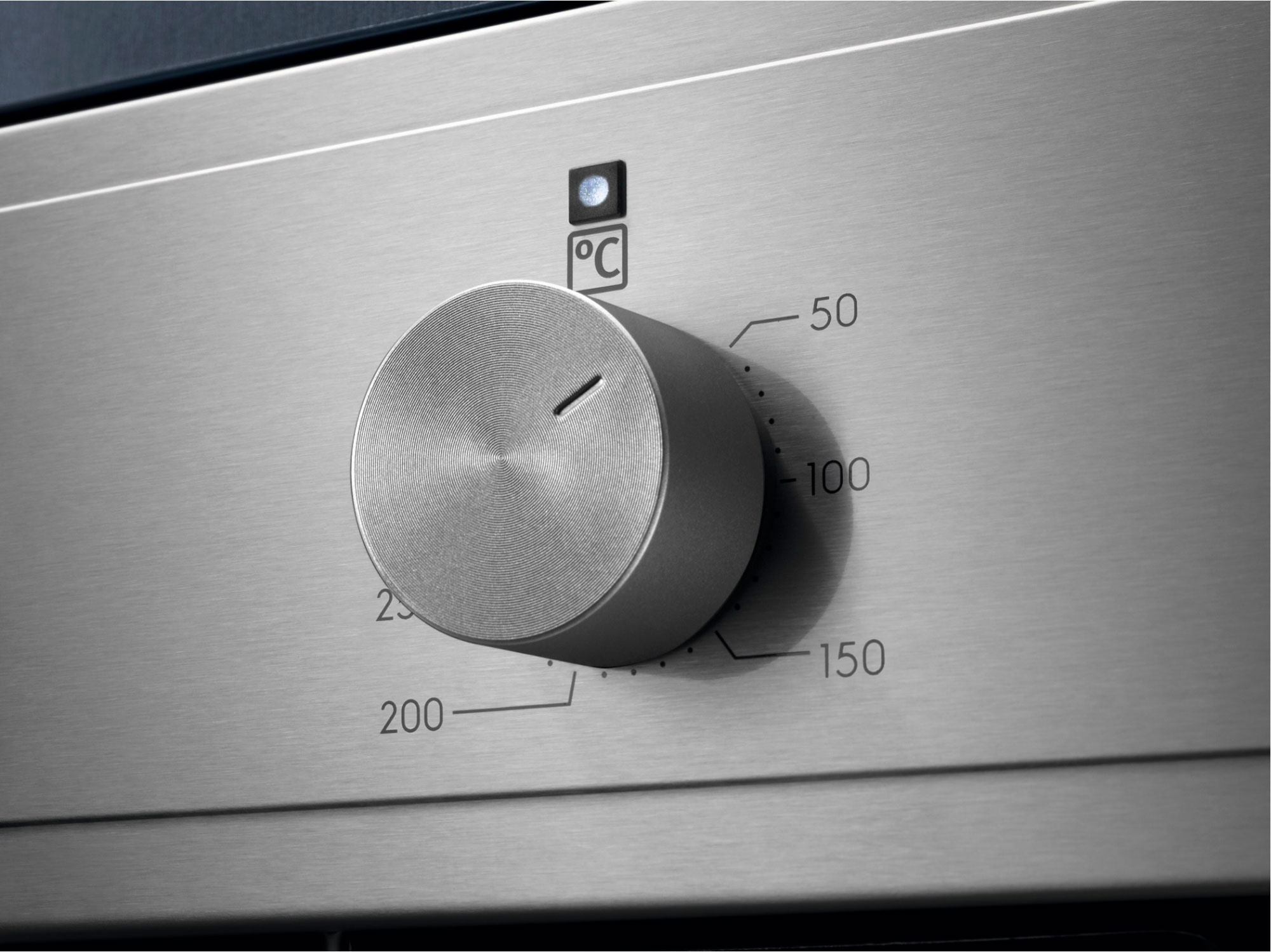Духовой шкаф Электрический Electrolux EOF3H00BX, фото 3