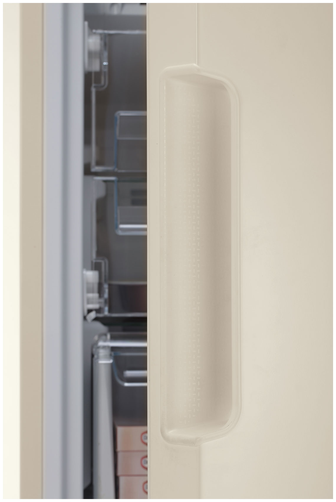 Морозильная камера Indesit DSZ 4150 E, превью предыдущего фото