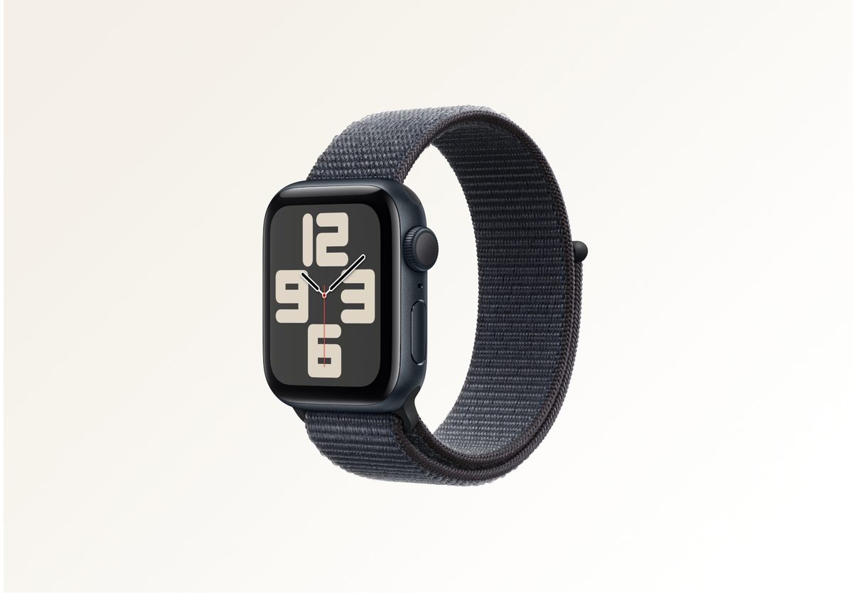 Умные часы Apple Watch SE 2 (2024) 40mm Midnight Aluminium, Sport Loop Ink, превью следующего фото